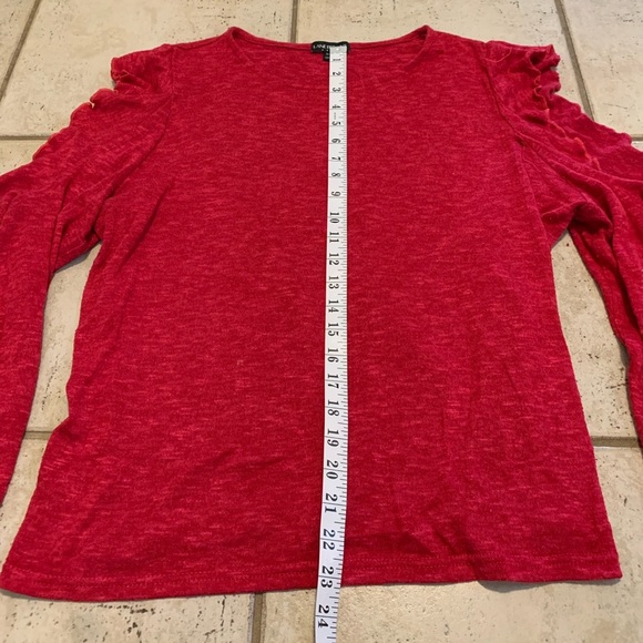 Lane Bryant Red Ruffle Sleeve Top - Size 14/16 - Picture 8 of 8